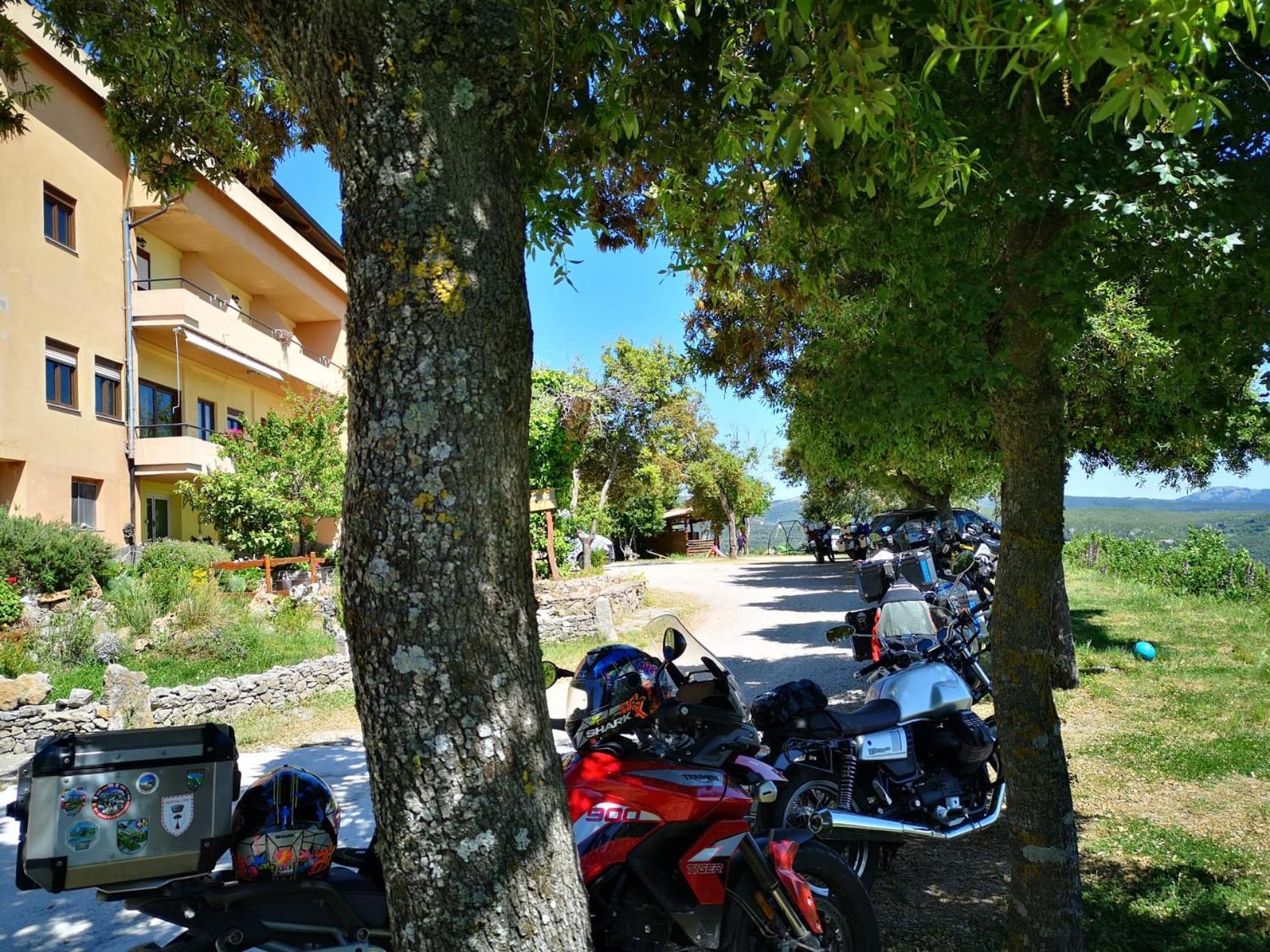 Hotel Miramonti Seulo Turismo Rurale ภายนอก รูปภาพ